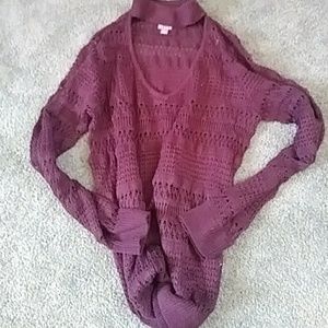 Sweater see thru with choker neck line